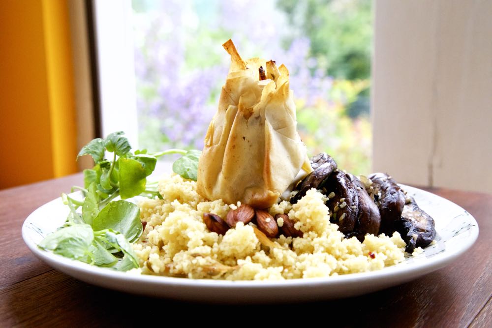 Braised Fennel and Dolcelatte in crisp filo pastry served with almond couscous and portabello mushrooms.