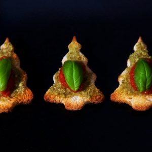 Vegan Bruschetta - Pesto and Tomato Christmas Tree Canapés!