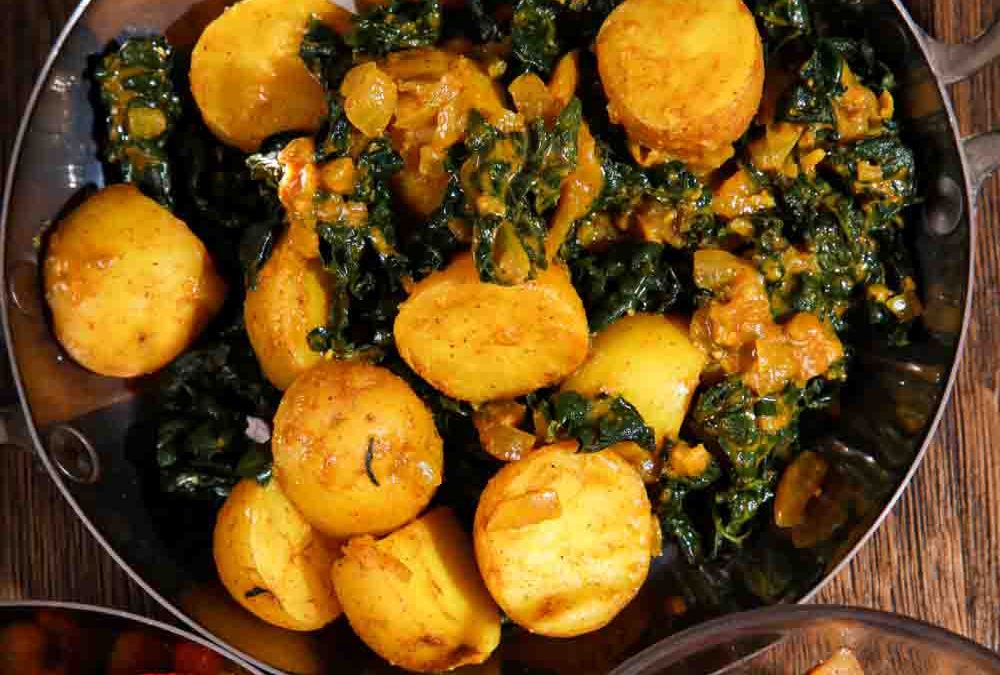 Kale Curry with Potatoes